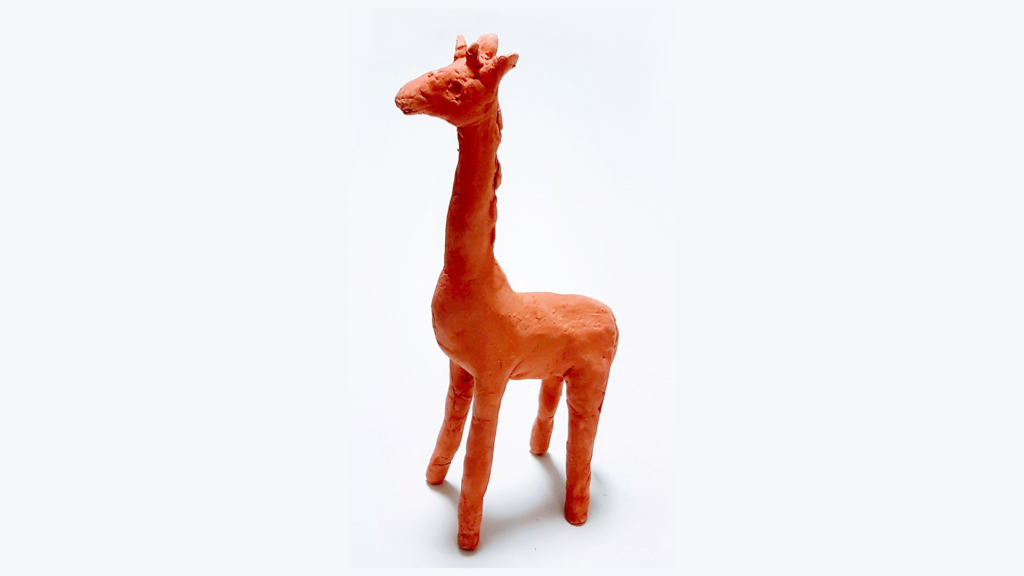 Escultura de jirafa