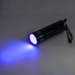 Ultraviolet flashlight for glowing colors