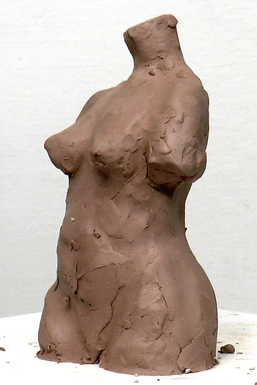 Female torso sculpting exercise  Betzfar - a house for studying painting,  sculpture and drawing Charkov